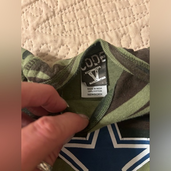 Dallas Cowboys Football Baby One Piece & Two Piece Outfits New Born - Picture 6 of 6